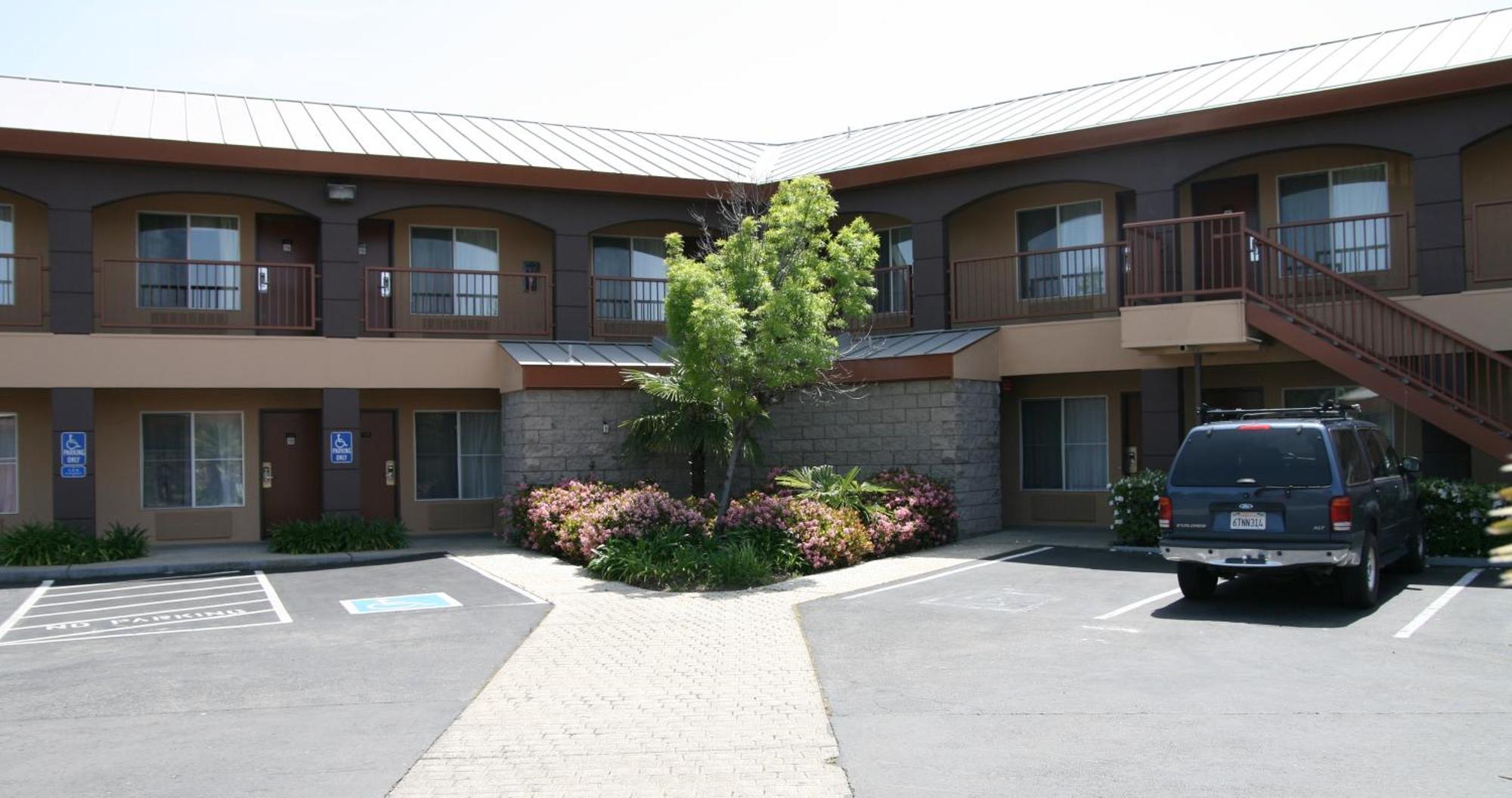 Days Inn By Wyndham Rocklin/Sacramento Buitenkant foto